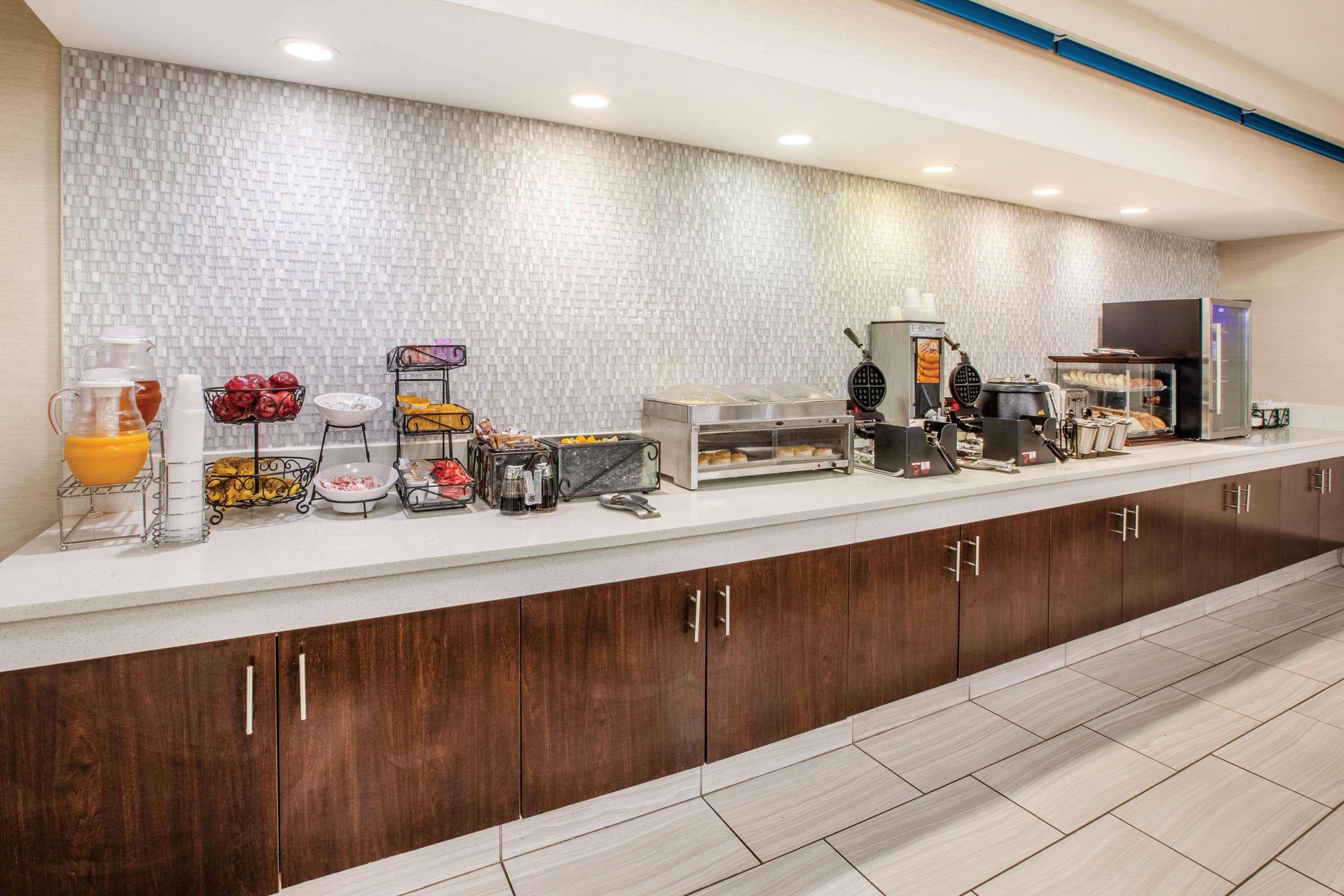 La Quinta By Wyndham Cincinnati Airport Florence Esterno foto